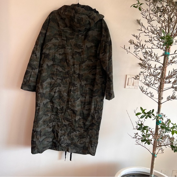 TOP SHOP Long Zip Camo Jacket - Size 8 - Picture 8 of 10
